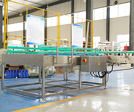 潤滑油灌裝機(jī)上桶平臺，自動供瓶機(jī)客戶現(xiàn)場視頻